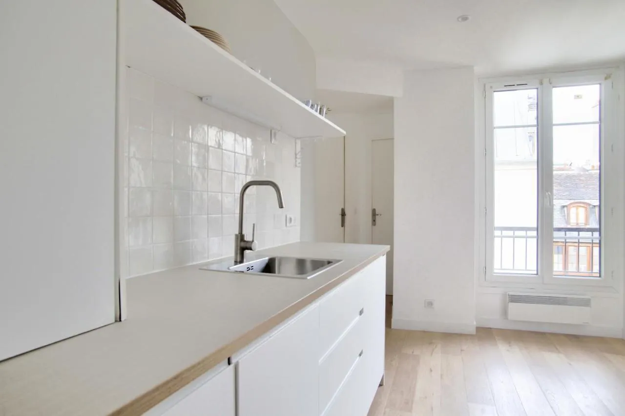 Luxurious 1 Bedroom Saint Michel Saint Severin Free Netflix Paris 0*,  France